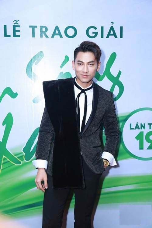 Trào lưu tóc bổ luống của anh Bo lại khiến Sơn Tùng, Isaac và các sao nam sốt xình xịch - 10