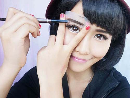 Có trợ thủ đắc lực này rồi, bạn sẽ có ngay hàng lông mày hoàn hảo trong phút chốc - 1