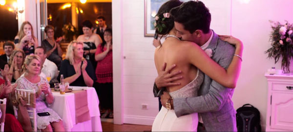 Đám cưới vạn người mơ của cặp đôi nổi tiếng cộng đồng mạng quốc tế - 14