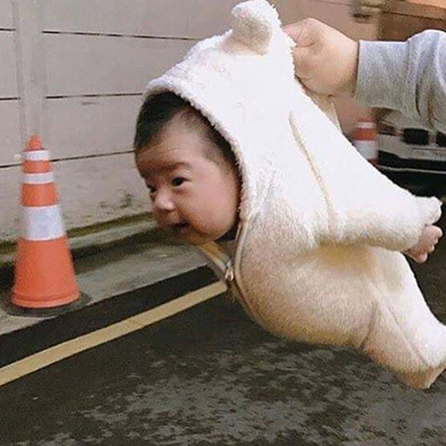 Loạt ảnh hài của bé khiến bạn lập tức muốn amp;#34;tìm người hợp tác, đẻ ngay một đứaamp;#34; - 9