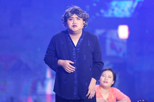 Cười xuyên Việt tập 9: Con gái NSƯT Kim Tử Long gây xúc động với chuyện tình buồn - 11