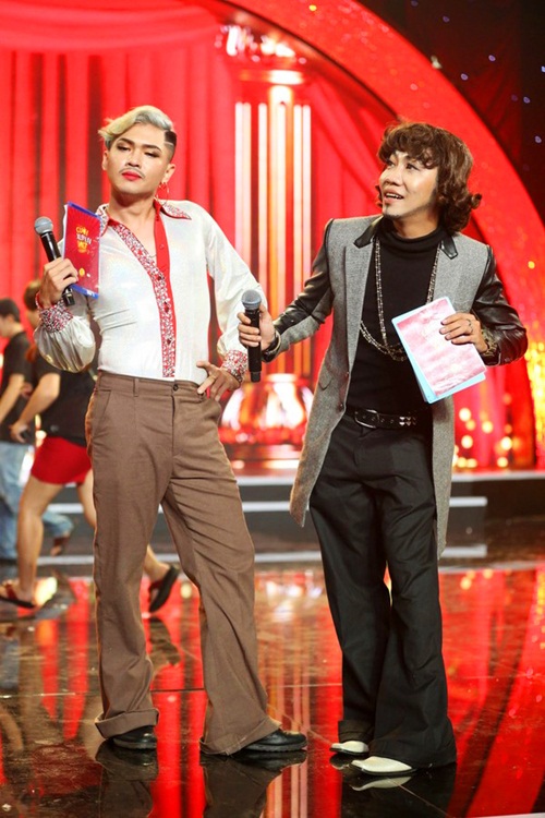 Cười xuyên Việt tập 9: Con gái NSƯT Kim Tử Long gây xúc động với chuyện tình buồn - 16