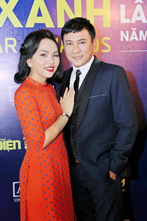 Nguyên Vũ ôm eo Phạm Hương, tình tứ Trúc Diễm trên thảm đỏ - 10