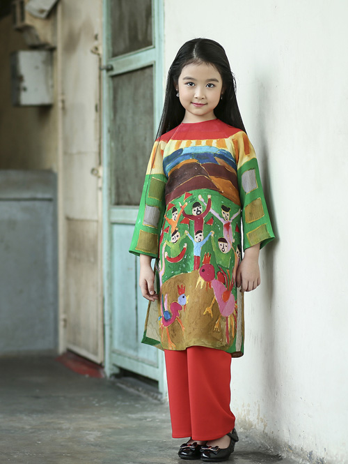 Tiểu mỹ nhân xinh nhất Việt Nam lại thôi miên mọi ánh nhìn - 6