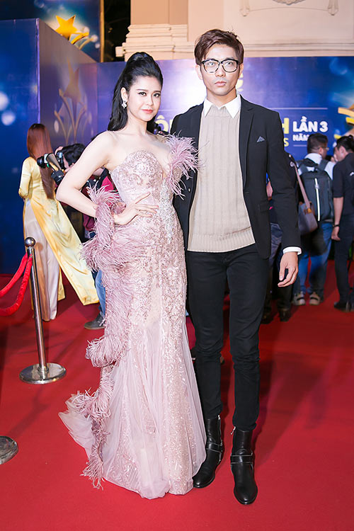 Tim bế bổng Trương Quỳnh Anh giữa sự kiện khiến Janny Thủy Trần và dàn sao Việt amp;#34;choángamp;#34; - 1