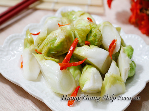 Rau mầm đá muối chua cay ngọt dễ ăn ngày Tết - 6