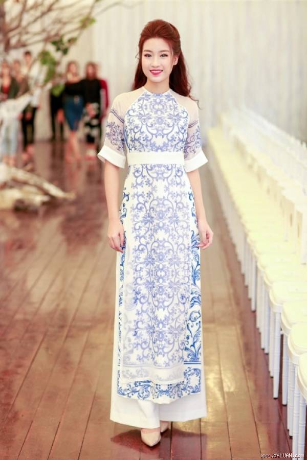 Tết đến Xuân sang, phải diện váy áo in 3 họa tiết này mới hừng hực sắc xuân - 13