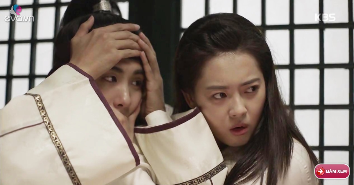 Hwarang tập 7: Phản ứng mạnh mẽ không tưởng của Go Ara sau khi bị cưỡng hôn