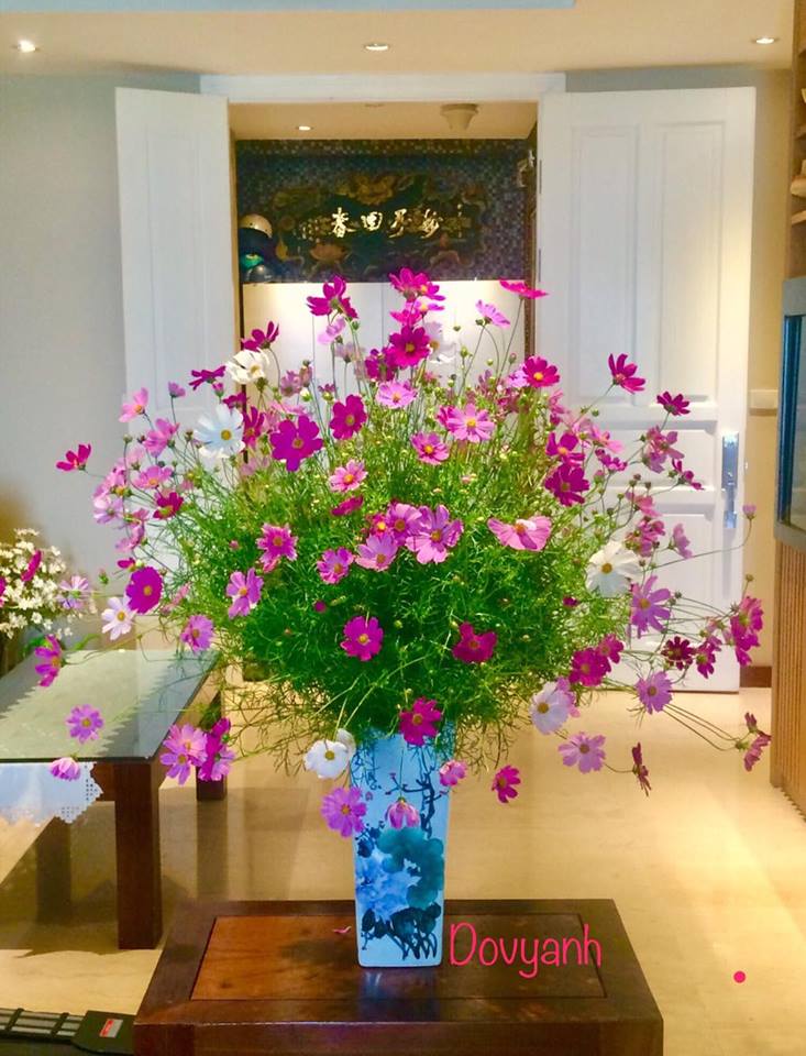 Dù hoa nào đi nữa, cứ cắm amp;#34;lọ lồng lọamp;#34; là đẹp ngay - 6