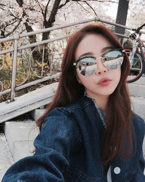 Ngày Tết diện son đỏ như nào để luôn xinh đẹp, may mắn cả năm - 8