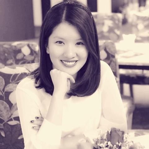 5 cô con gái càng lớn càng xinh đẹp, sành điệu hơn người của sao Việt - 1