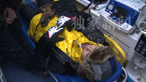 Đang ghi hình, Lâm Chí Dĩnh gặp tai nạn phải nhập viện - 1