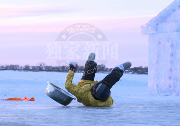 Đang ghi hình, Lâm Chí Dĩnh gặp tai nạn phải nhập viện - 4