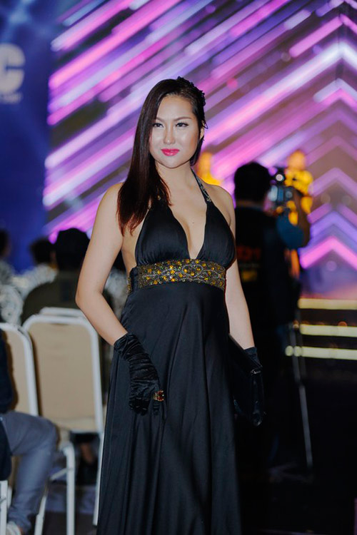 Đi sự kiện một mình, Phi Thanh Vân vẫn quyến rũ, amp;#34;át víaamp;#34; đàn em - 2