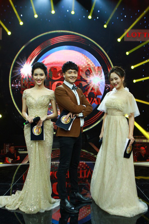 Diễn viên Lan Phương amp;#34;cảm nắngamp;#34; chiến sĩ da đen thổi sáo - 7