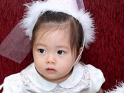 Clip Eva - Con gái Đoan Trang hát và nói tiếng Anh cực đáng yêu