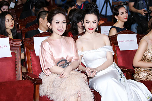 Angela Phương Trinh lưng trần quyến rũ, chạy show amp;#34;không kịp thởamp;#34; - 4