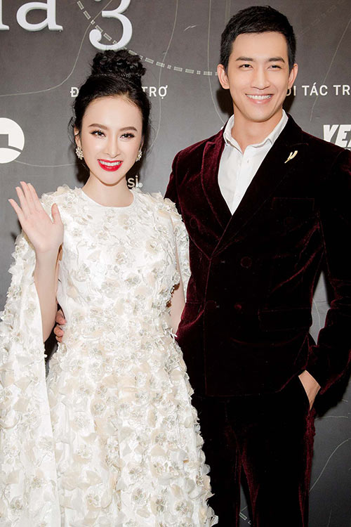 Angela Phương Trinh lưng trần quyến rũ, chạy show amp;#34;không kịp thởamp;#34; - 16