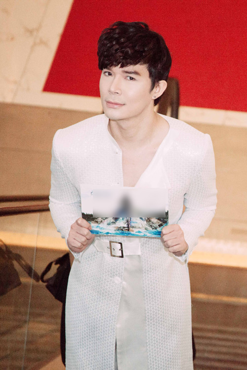 Sau khi công khai việc ly hôn, amp;#34;gái 1 conamp;#34; Anh Thư thân thiết bên Nathan Lee - 1