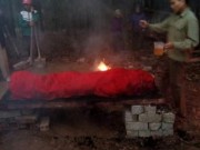 Tin tức - Bí ẩn về ngôi mộ cổ hàng trăm năm còn nguyên thi hài ở Nghệ An