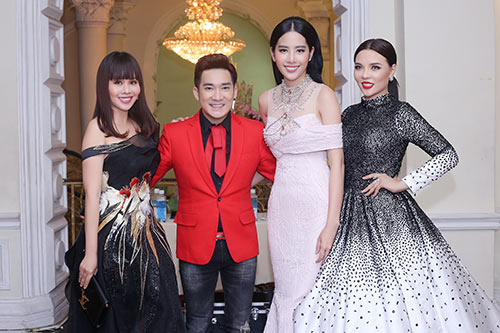 Nam Em đẹp ngọt ngào, được chị em Hằng Nguyễn, Hà Thu tháp tùng đi nhận giải - 5