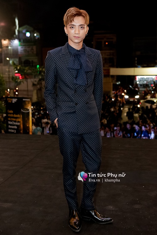 Thu Thảo, Phạm Hương khoe vẻ sexy nổi bật giữa dàn mỹ nhân trên thảm đỏ - 9