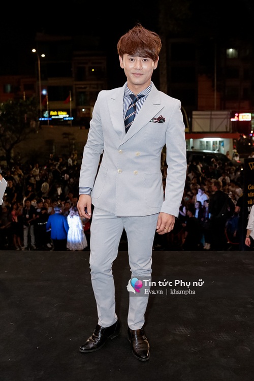 Thu Thảo, Phạm Hương khoe vẻ sexy nổi bật giữa dàn mỹ nhân trên thảm đỏ - 15