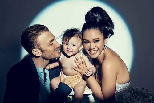Phương Vy Idol khoe ảnh gia đình lung linh, hạnh phúc khiến fan amp;#34;ngất ngâyamp;#34; - 1
