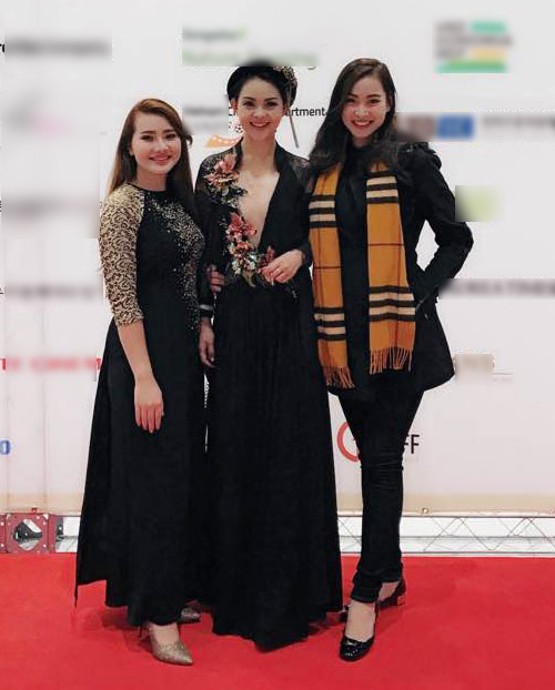 Vương Thu Phương chịu lạnh tê tái để tạo dáng dưới trời mưa tuyết - 3