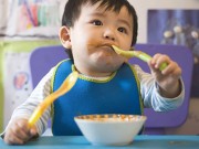 Làm mẹ - Chuẩn bị cho con ăn dặm, mẹ hãy sẵn sàng ghi nhớ 8 điều sau