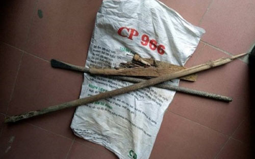 Hé lộ nguyên nhân hàng chục ngôi mộ bị đóng đinh ở Hà Nội - 2