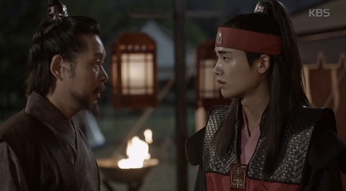 Hwarang tập 10: Cuối cùng, Park Seo Joon cũng hôn được Go Ara - 3