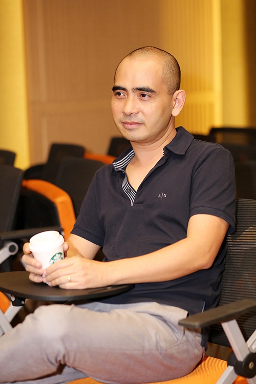 Nhạc sĩ Đức Trí trìu mến nhìn Trương Kiều Diễm tập hát - 10