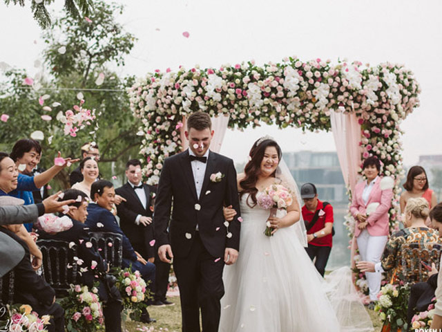 Mối tình 8 năm chưa từng nhận được một đóa hoa của cô dâu Việt và chú rể Mỹ - 18