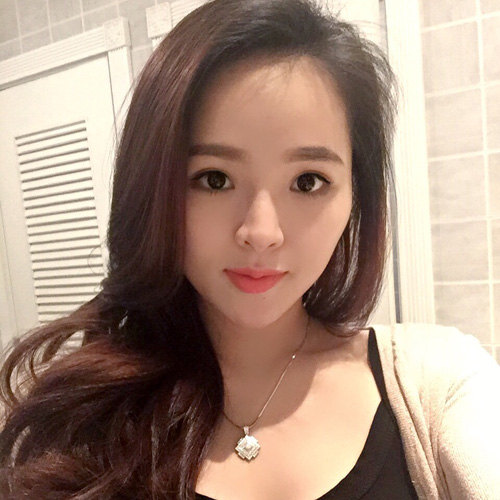 Lại Hương Thảo lần đầu tiết lộ chuyện bầu bí và cuộc sống gia đình với chồng hơn 9 tuổi - 1