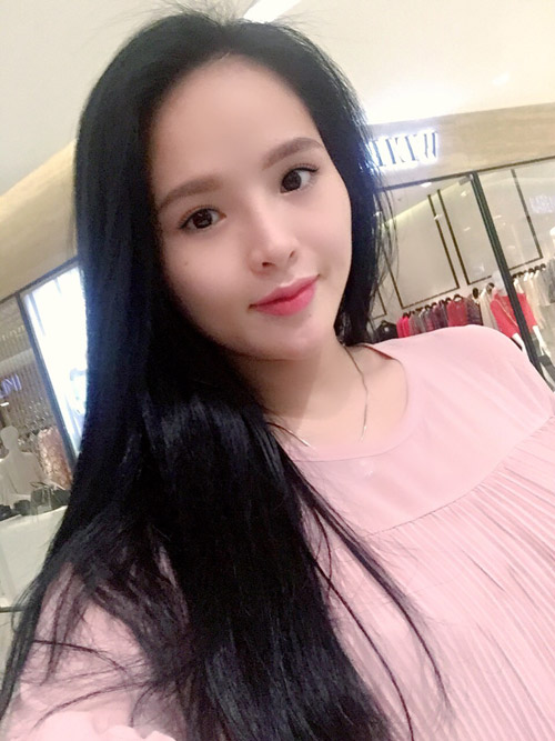Lại Hương Thảo lần đầu tiết lộ chuyện bầu bí và cuộc sống gia đình với chồng hơn 9 tuổi - 4