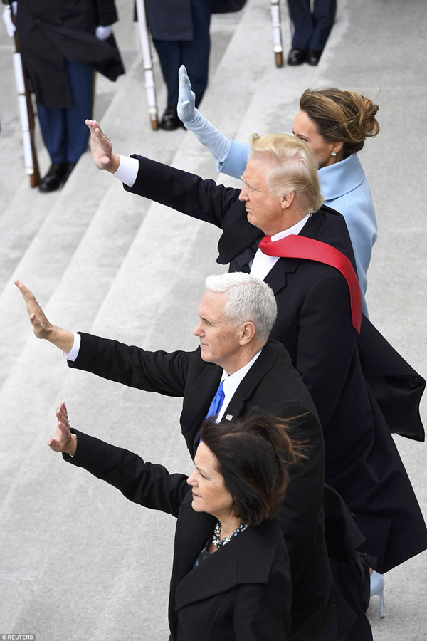 Cay mắt hình ảnh gây thương nhớ cuối cùng của ông Obama tại Nhà Trắng - 9