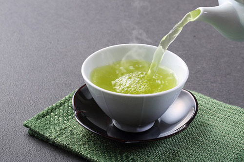 Uống một cốc nước này vào buổi sáng, bạn sẽ thấy tác dụng bất ngờ... - 1