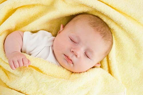 Trẻ đổ mồ hôi khi ngủ - dấu hiệu cảnh báo những căn bệnh có nguy cơ tử vong cao