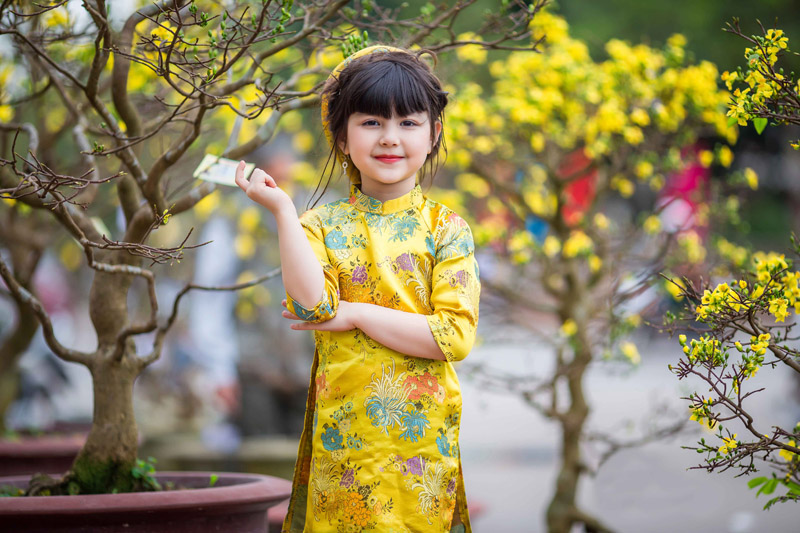 Cô bé lai Việt - Đức đẹp như trong tranh khiến ai nhìn cũng muốn amp;#34;rụng timamp;#34; - 11