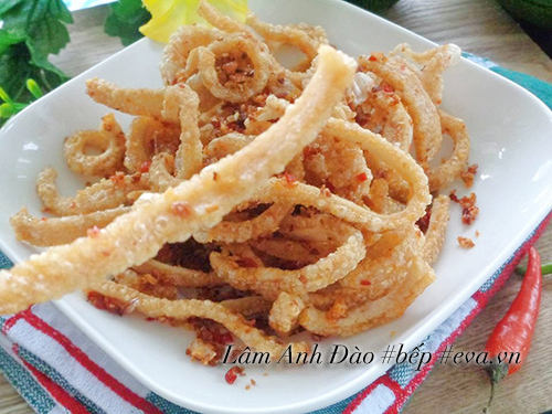 Bì heo chiên giòn xóc muối ớt giòn tan cho gia đình ăn chơi - 12