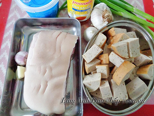 Tận dụng chả thừa sau Tết, làm món chả kho thịt - 1