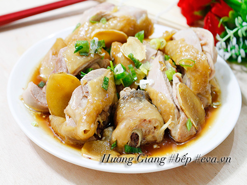 Thay vì gà luộc, chị em hãy thử thịt gà hấp xì dầu dễ nấu mà ngon này nhé! - 7