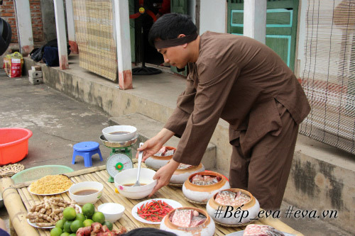 Có gì trong nồi cá kho nức tiếng làng Vũ Đại? - 9