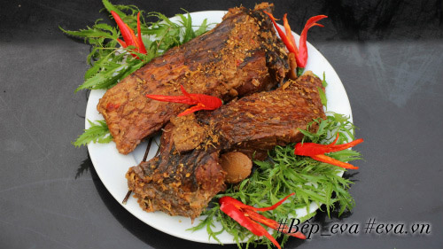 Có gì trong nồi cá kho nức tiếng làng Vũ Đại? - 1