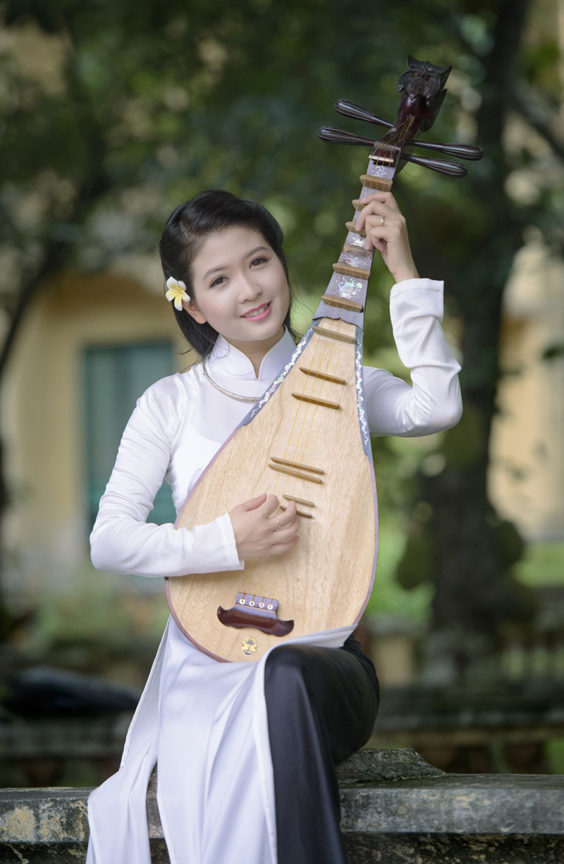 Người đàn ông amp;#34;giữ hồnamp;#34; cho áo dài Việt: Không cưỡng lại được nên phải chụp thôi! - 18