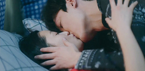 Huyền thoại biển xanh tập cuối: Jeon Ji Hyun mang thai con đầu lòng với Lee Min Ho - 1