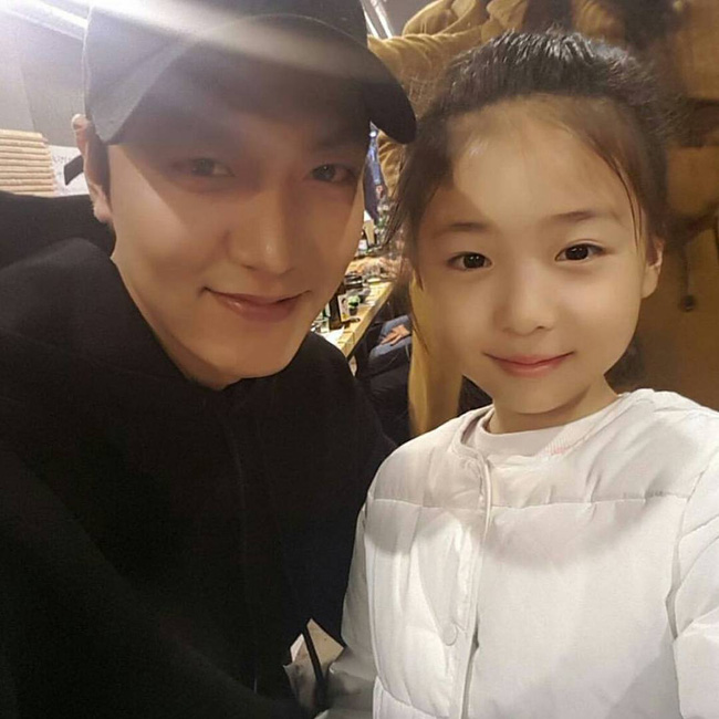 amp;#34;Nàng tiên cáamp;#34; Jeon Ji Hyun đẹp như thiếu nữ bên Lee Min Ho - 11