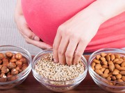Bà bầu - 3 loại hạt dễ nhâm nhi lại cực tốt cho mẹ bầu ngày Tết
