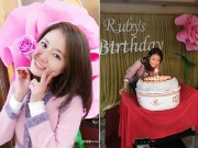 Làng sao - Lộ diện sau sinh, Lâm Tâm Như một mình đón sinh nhật vắng Hoắc Kiến Hoa